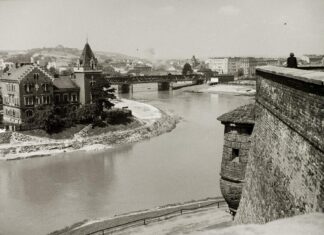 Dziś byłby to najdroższy dom w Krakowie – willa Rożnowskich! Willa Rożnowskich - panorama z Wawelu, 1934 rok fot. zbiory NAC