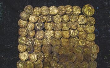 Niewiarygodny skarb złotych dukatów odkryty przypadkowo! (GALERIA)