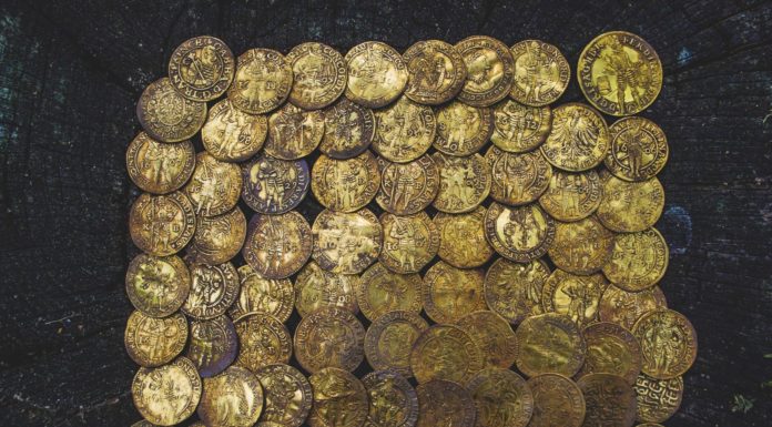 Niewiarygodny skarb złotych dukatów odkryty przypadkowo! (GALERIA)