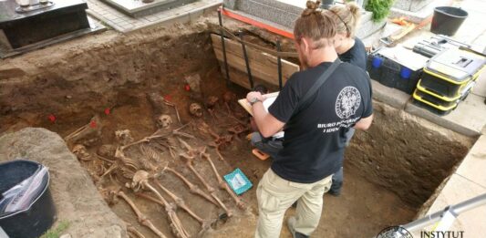 Kontynuacja badań IPN w Odolanowie – odkryto szczątki 8 żołnierzy oddziału „Błyska”