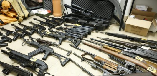 Broń maszynowa, pistolety, amunicja – prawdziwy arsenał odkryty pod Lublinem