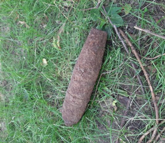 Niewybuch znaleziony przy placu zabaw w parku Żeromskiego w Warszawie!