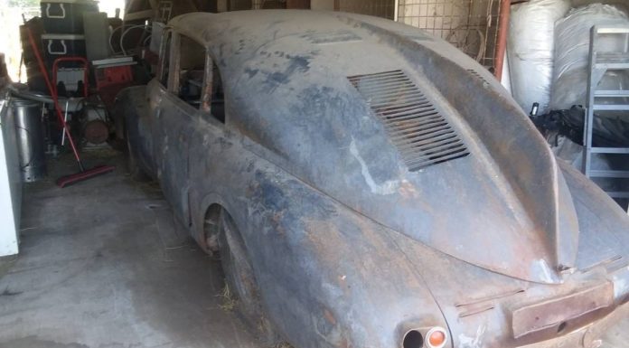Futurystyczny 'barn find’ – Czechosłowacka Tatra T87! (GALERIA) Tatra T87
