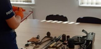 Policja z Gdańska zatrzymała 62-latka, w jego domu znaleziono m.in. materiały wybuchowe Zarzuty dla posiadacza materiałów wybuchowych