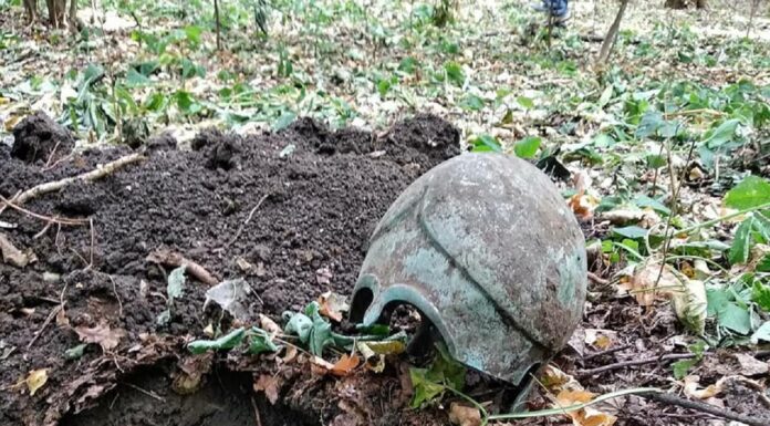 Hełm wojownika z V wieku p.n.e. odkryty na Ukrainie (GALERIA +FILM) grecki helm na ukrainie