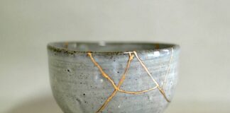 Sztuka Kintsugi – tradycyjna japońska technika naprawy ceramiki (GALERIA) sztuka naprawy ceramiki Kintugi