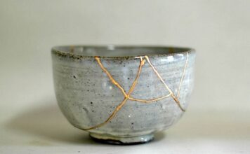 Sztuka Kintsugi – tradycyjna japońska technika naprawy ceramiki (GALERIA) sztuka naprawy ceramiki Kintugi