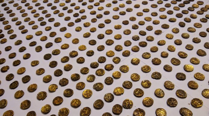 „Złoty strzał życia” – ogromny skarb celtyckich monet!