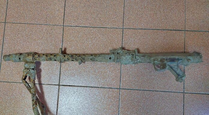 Kopiąc basen znaleźli karabin maszynowy z czasów II wojny światowej