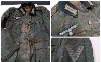 Lubań. Znalazł w domu pod podłogą niemiecki mundur i przekazał do muzeum niemiecki mundur wehrmacht