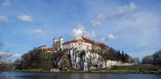 Opactwo w Tyńcu. Georadar ujawnił niezwykłą inżynieryjną konstrukcję sprzed wieków! Opactwo Benedyktynów w Tyńcu