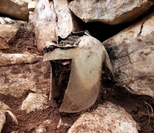 Hełm starożytnego wojownika odkryty w Chorwacji (GALERIA)