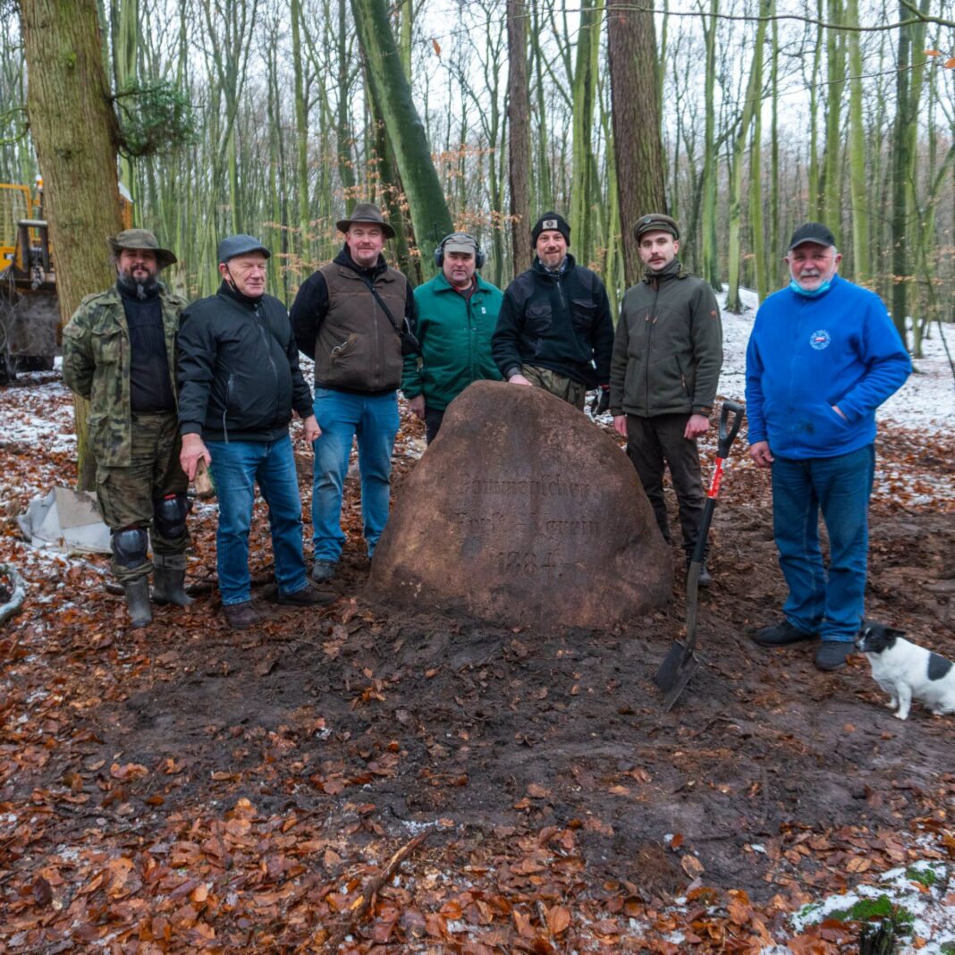 Pomnik Pomorskiego Towarzystwa Leśnego z 1884 roku