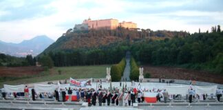 Osuwisko i nadmiar wody zagraża murowi na Monte Cassino Cmentarz na Monte Cassino