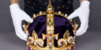 Poszukiwacz odnalazł element zaginionej korony króla Henryka VIII (GALERIA)