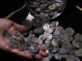 W sumie ponad 600 srebrnych rzymskich monet odkryto w Turcji (GALERIA) srebrne rzymskie denary