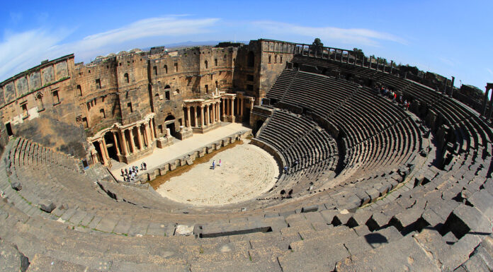 Historia pokazała że ze zmianami klimatu można sobie poradzić, ale wymaga to działań Starożytny teatr Borsa w Syrii