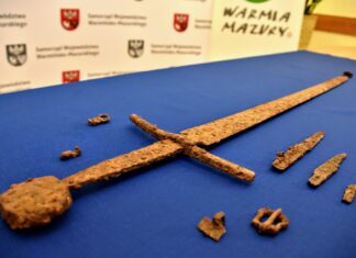 „Grunwaldzki nagi miecz” odkryty pod Olsztynem! (FILM)