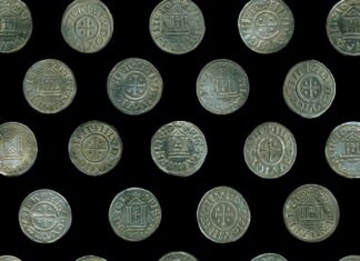 Odkryto pierwszy na terenie Polski skarb średniowiecznych monet karolińskich! Średniowieczny skarb srebrnych monet karolińskich