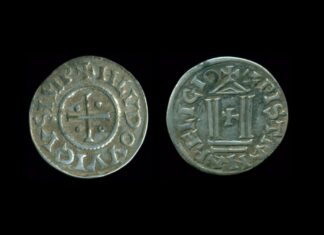 Skarb srebrnych denarów Karolingów może mieć związek z wikingami i Truso!