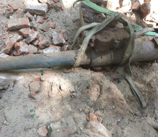 Dwie armaty z okresu IWŚ odkryte w forcie Salis Soglio pod Przemyślem! (GALERIA) armata forteczna M.75