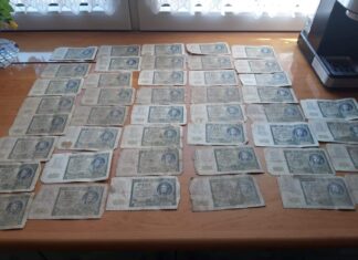 Wykopał w stodole pół miliona złotych! (GALERIA) banknoty z okupacji