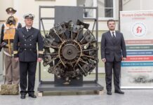 Silnik B-17 w świetnym stanie wydobyty z wody – zidentyfikowano maszynę i załogę! Silnik samolotu B-17 "Latająca Forteca"