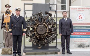 Silnik B-17 w świetnym stanie wydobyty z wody – zidentyfikowano maszynę i załogę! Silnik samolotu B-17 "Latająca Forteca"