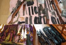 Prawie 100 sztuk broni i kilka tys. amunicji – służby uderzyły w handlarzy! (GALERIA) Broń zabezpieczona handlarzom
