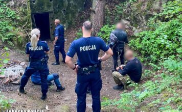 Zgubili się w MRU i wpadli tam do studni… trzech mężczyzn szukała policja MRU Policja