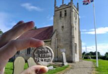 Papieska bulla i więcej… czyli co można znaleźć przy XIV wiecznym kościele! (GALERIA) Routh church papa bulla