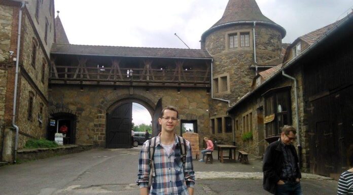 Wywiad z autorem książki „Polskie skarby i tajemnice” – tylko w Zwiadowca Historii! Amadeusz Majtka na zamku Czocha