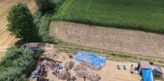 Polacy z Amerykanami szukają na Dolnym Śląsku lotników zestrzelonych w 1945 roku szukają szczątków lotników Dolny Śląsk