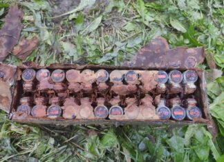 Lubelskie. Polskie granaty i zapalniki z okresu IIWŚ odkryte w ogrodzie zapalniki do granatow wz 31