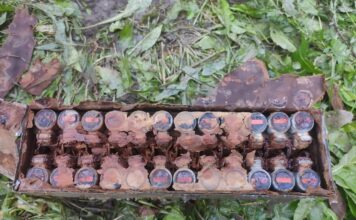 Lubelskie. Polskie granaty i zapalniki z okresu IIWŚ odkryte w ogrodzie zapalniki do granatow wz 31