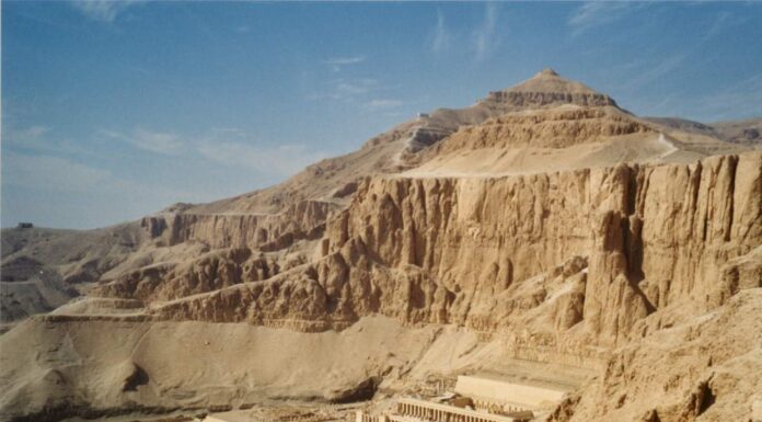 Liczne odkrycia pod świątynią Hatszepsut w Egipcie! swiatynia Hatschepsut