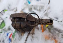 Przemyśl. Ktoś wyrzucił granat do śmieci, został znaleziony w sortowni! granat w sortowni smieci