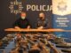 Policjanci z Radomia przekazali 55 sztuk broni do muzeum (GALERIA) Policja przekazuje broń do Podlaskiego Muzeum Techniki Wojskowej i Użytkowej w Bielanach Wąsach