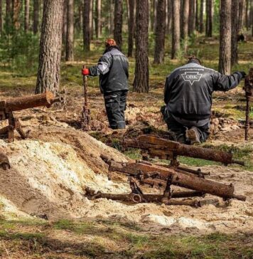 Arsenał broni powiązany z sporą bitwą odkryty w Niemczech przy naszej granicy