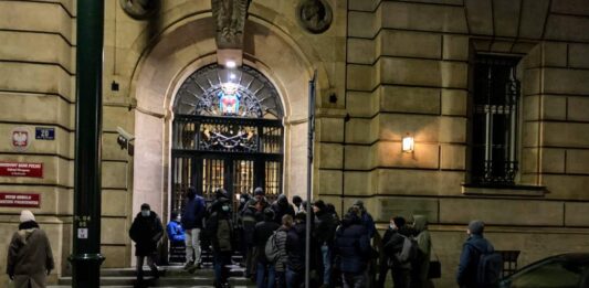 Emisja w NBP = powrót do PRL!