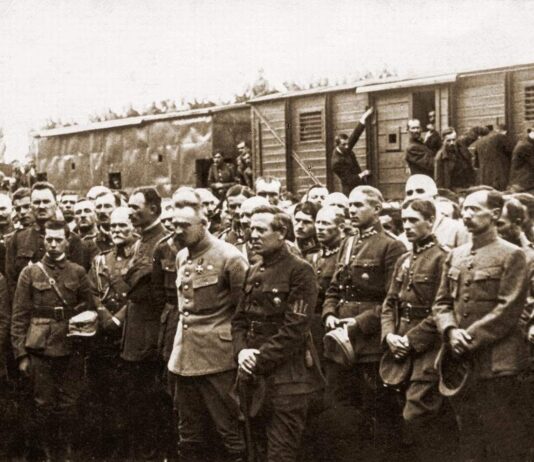 Relacje Polski i Ukrainy przed IIWŚ – nasza historia bardzo często się przeplatała wojna polsko bolszewicka 1920