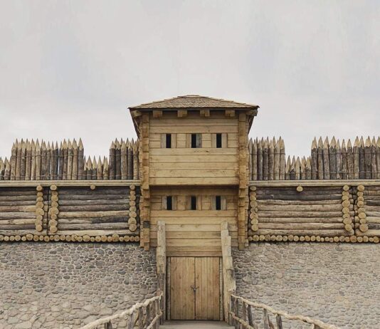 Łódzkie. Średniowieczne grodzisko w Tumie zostało otwarte dla zwiedzających Grodzisko w Tumie pod Łęczycą