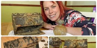 Skarb z epoki wiktoriańskiej odkryty przypadkiem na angielskiej plaży! (GALERIA) Skarb monet i kosztowności w skrzyni