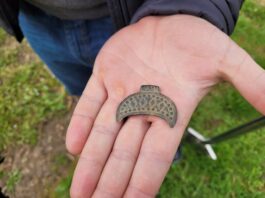 Lunula – słowiańska ozdoba znaleziona w świętokrzyskim (GALERIA) Słowiańska ozdoba - lunula