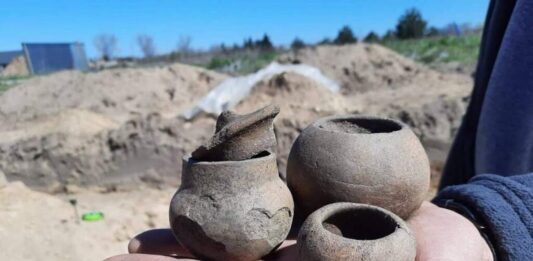 Archeologiczne pikniki w całej Polsce! Od piątku do niedzieli 17-19 czerwca Naczynia ceramiczne pochodzące z badań archeologicznych