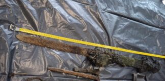 Wczesnośredniowieczny miecz odkryty w Białymstoku!