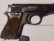 Niemiecki pistolet z gapą znaleziony pod podłogą (GALERIA) Niemiecki pistolet Walther PPK