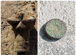 Średniowieczna buława i monety odkryte na rynku w Żorach! Buława i zlepek monet odkryte na rynku w Żorach