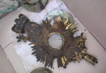 Tajemnicza monstrancja odkryta w lesie wykrywaczem metali (GALERIA) Zabytkowa monstrancja odkryta w lesie