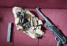 Tarnów. Broń z IIWŚ odkryta w idealnym stanie podczas remontu (GALERIA)